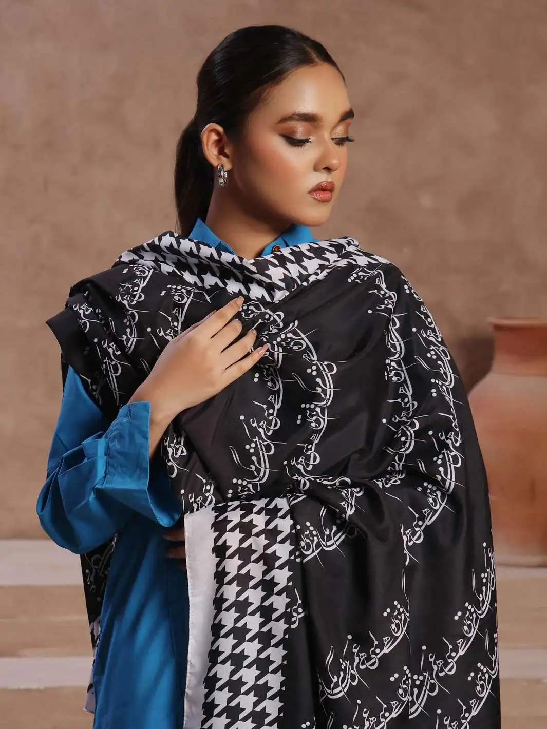 Shop Primary Image Shop Primary Image